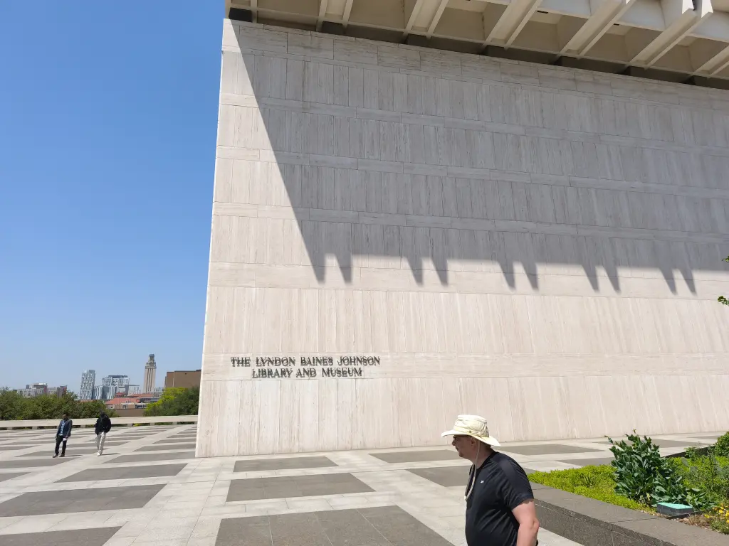 AustinJohnsonLib02.webp