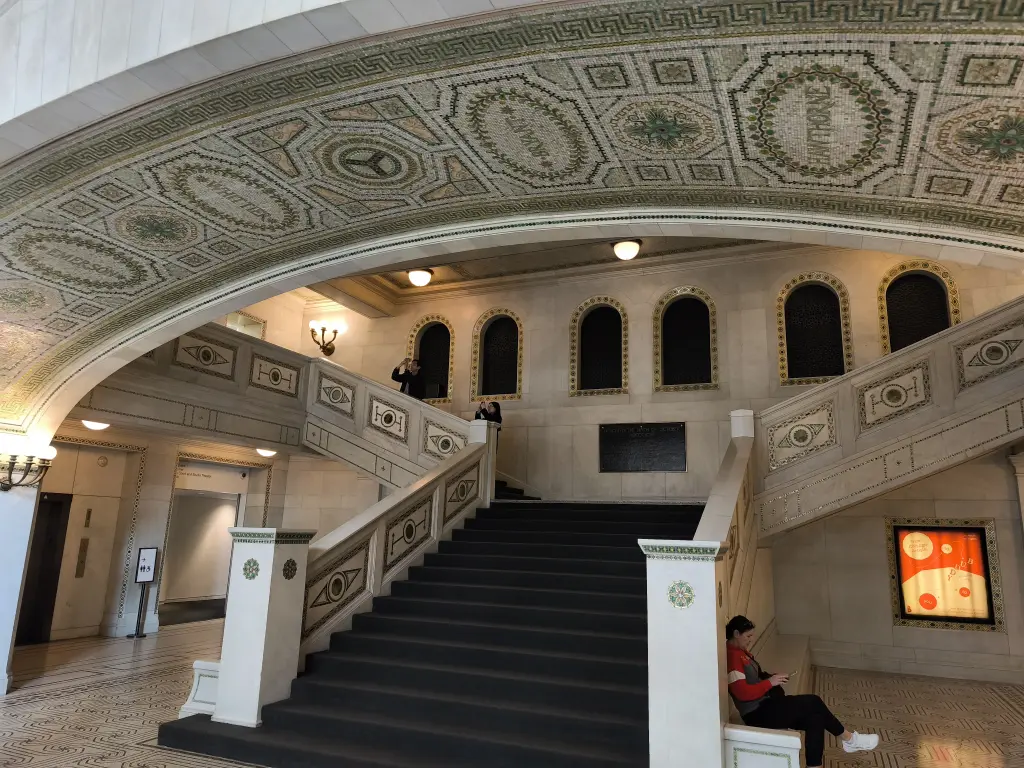 ChicagoRepresentative05.webp
