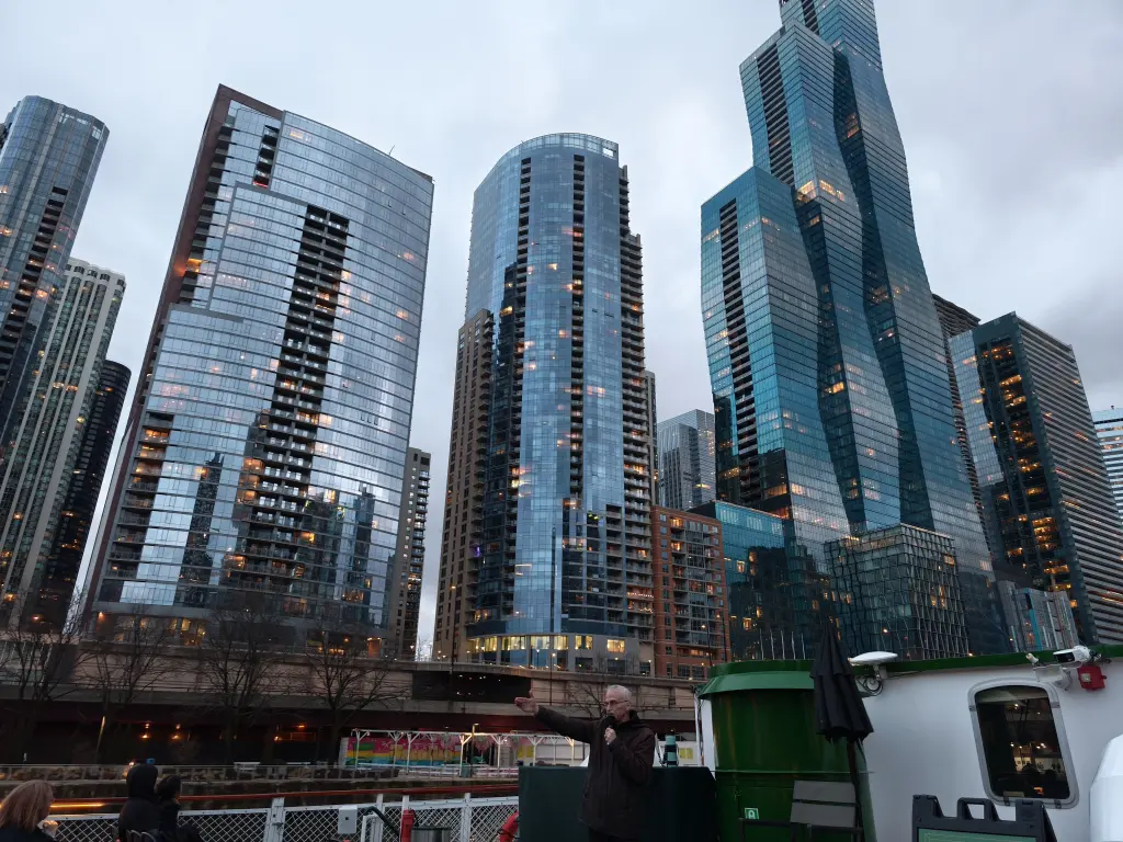 ChicagoSkyscraper04.webp