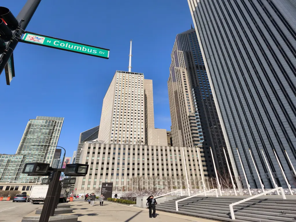 ChicagoSkyscraper15.webp