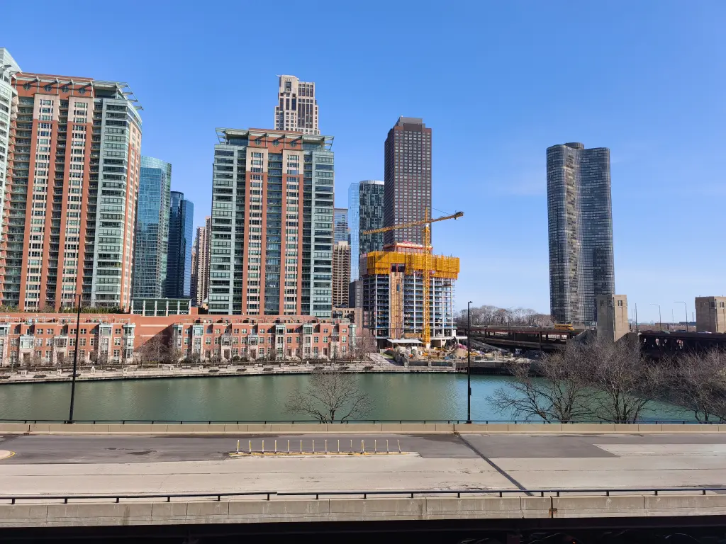 ChicagoSkyscraper19.webp