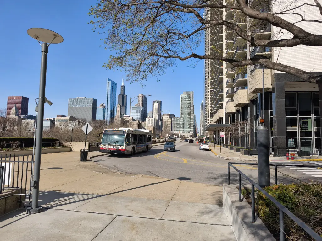 ChicagoStreet09.webp