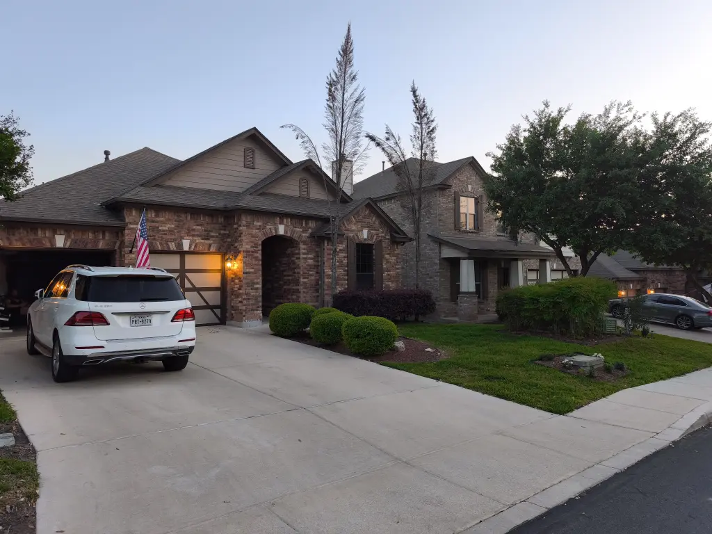SanAntonioHouse06.webp